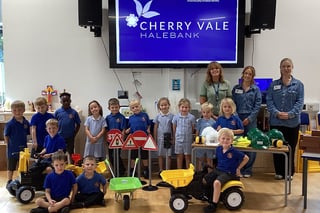 Halebank Primary School pupils name new community