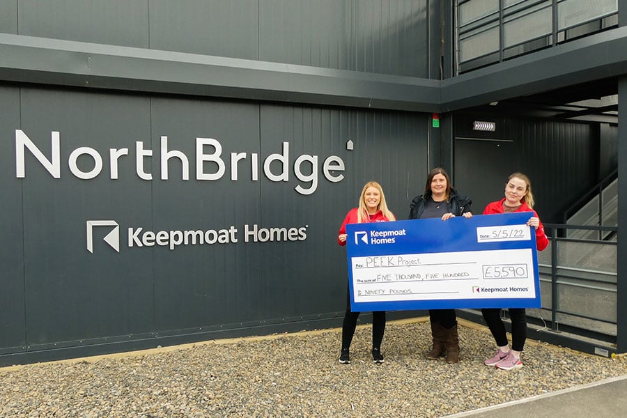Keepmoat Homes donates over £5,000 to fund services for young people of Glasgow